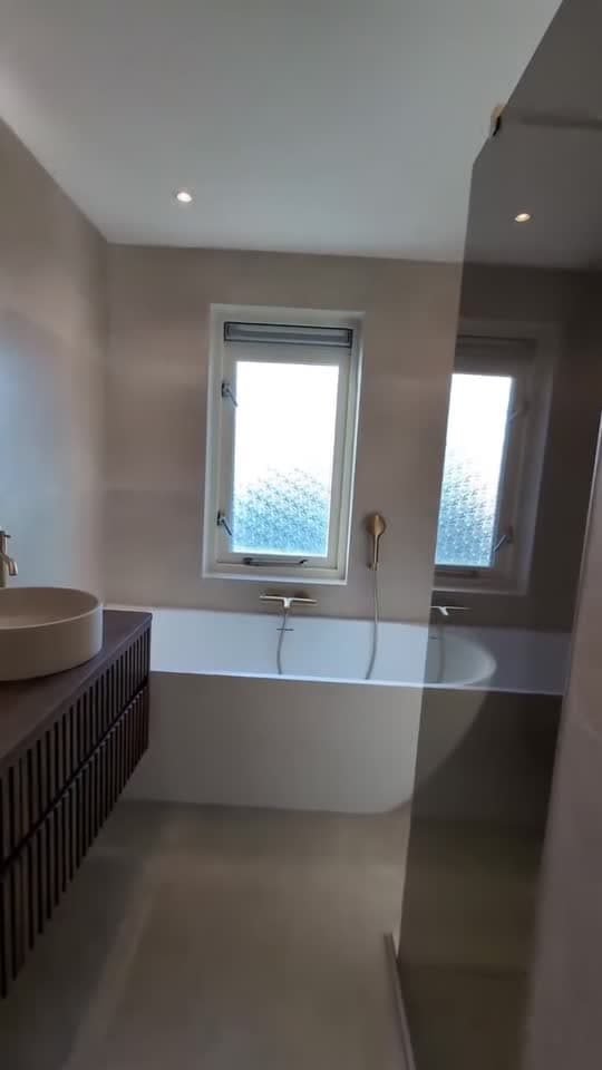 Afgeronde badkamer