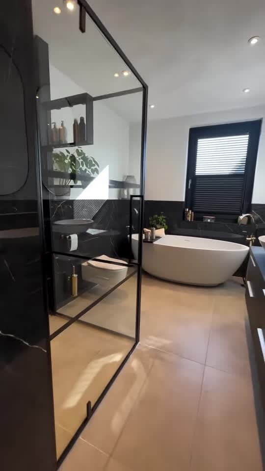 Afgeronde badkamer